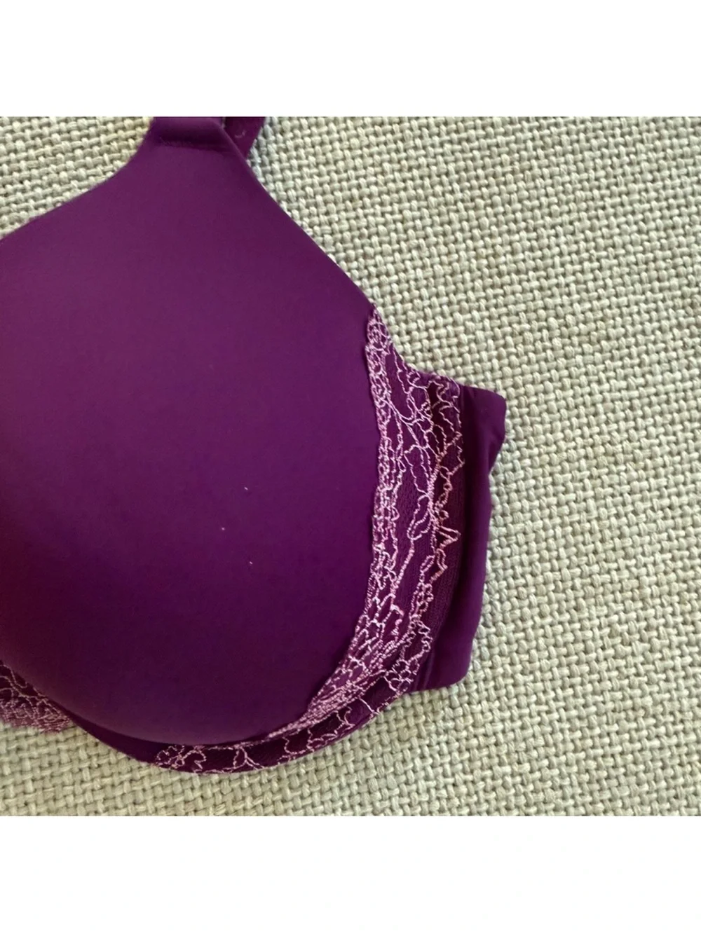 Soma Plum Smooth Chic deep purple bra with lace accents. Offers great support - Picture 3 of 4